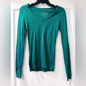 Great Condition! Arizona Jean Company Women's Green Long Sleeve Top, Size Small
